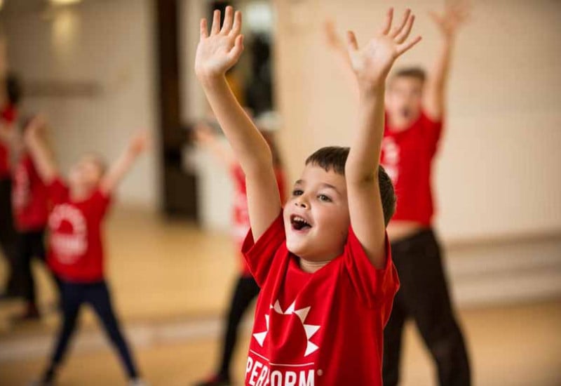 Drama, dance and singing for children in Reading