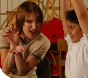 Perform4Schools was established after primary schools began asking us for drama workshops on curriculum topics to complement everyday classroom teaching.
